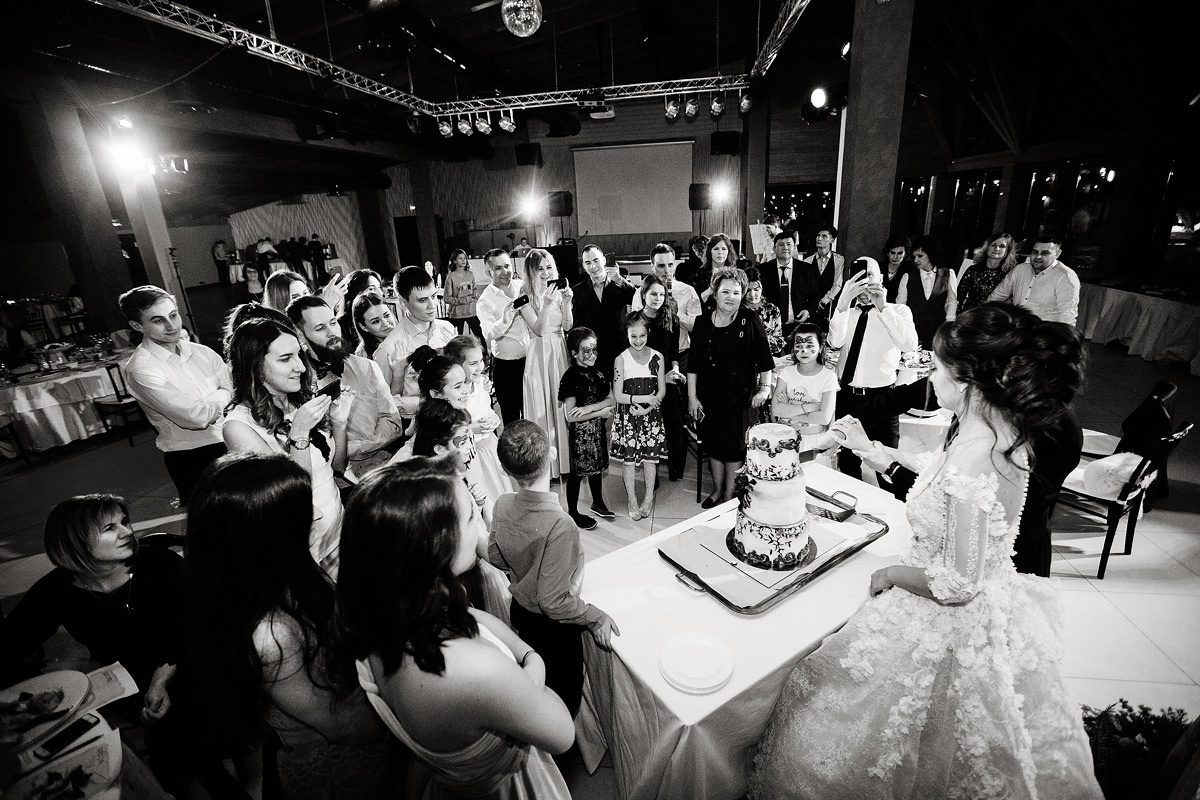 Свадьба в Москве с эмоциональным христианским венчанием. Архитектурный и интерьерный фотограф в Краснодаре | Дмитрий Демской