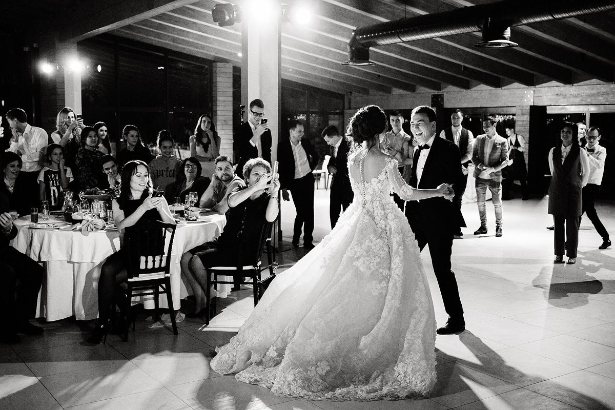 Свадьба в Москве с эмоциональным христианским венчанием. Архитектурный и интерьерный фотограф в Краснодаре | Дмитрий Демской