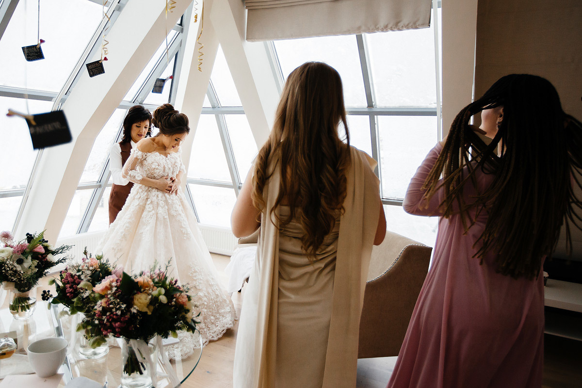 Свадьба в Москве с эмоциональным христианским венчанием. Архитектурный и интерьерный фотограф в Краснодаре | Дмитрий Демской