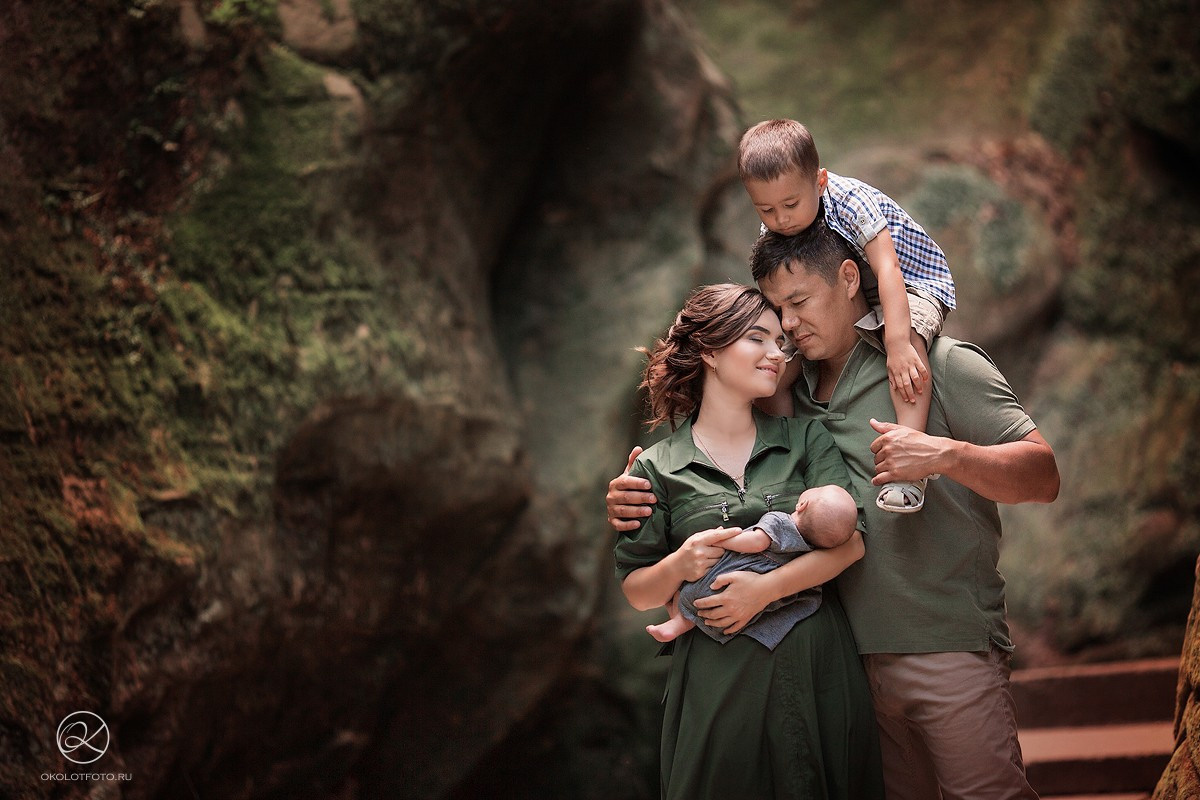Семейная фотосессия на природе, семейный фотограф, семейная фотосессия