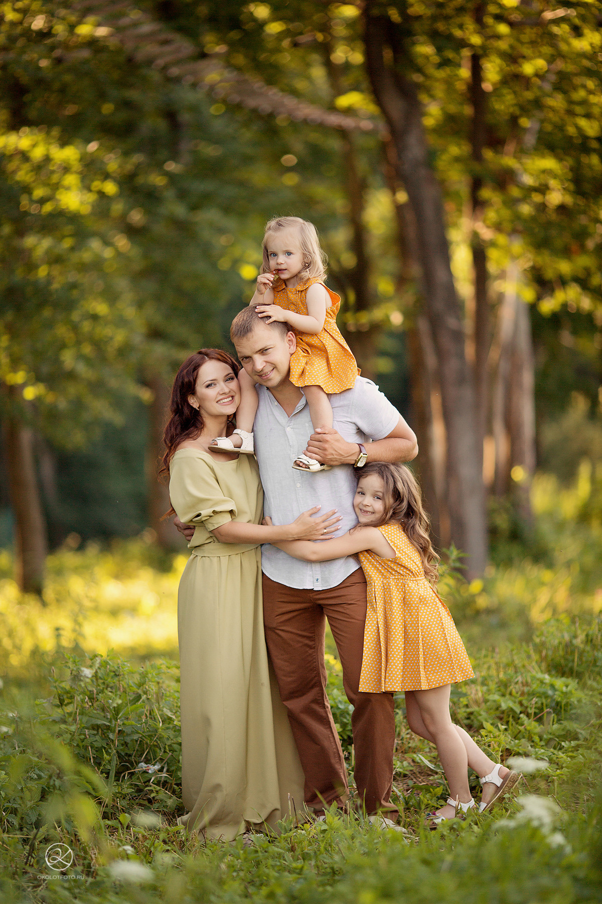 Фотосессия большой семьи, фотосессия бабушек с внуками