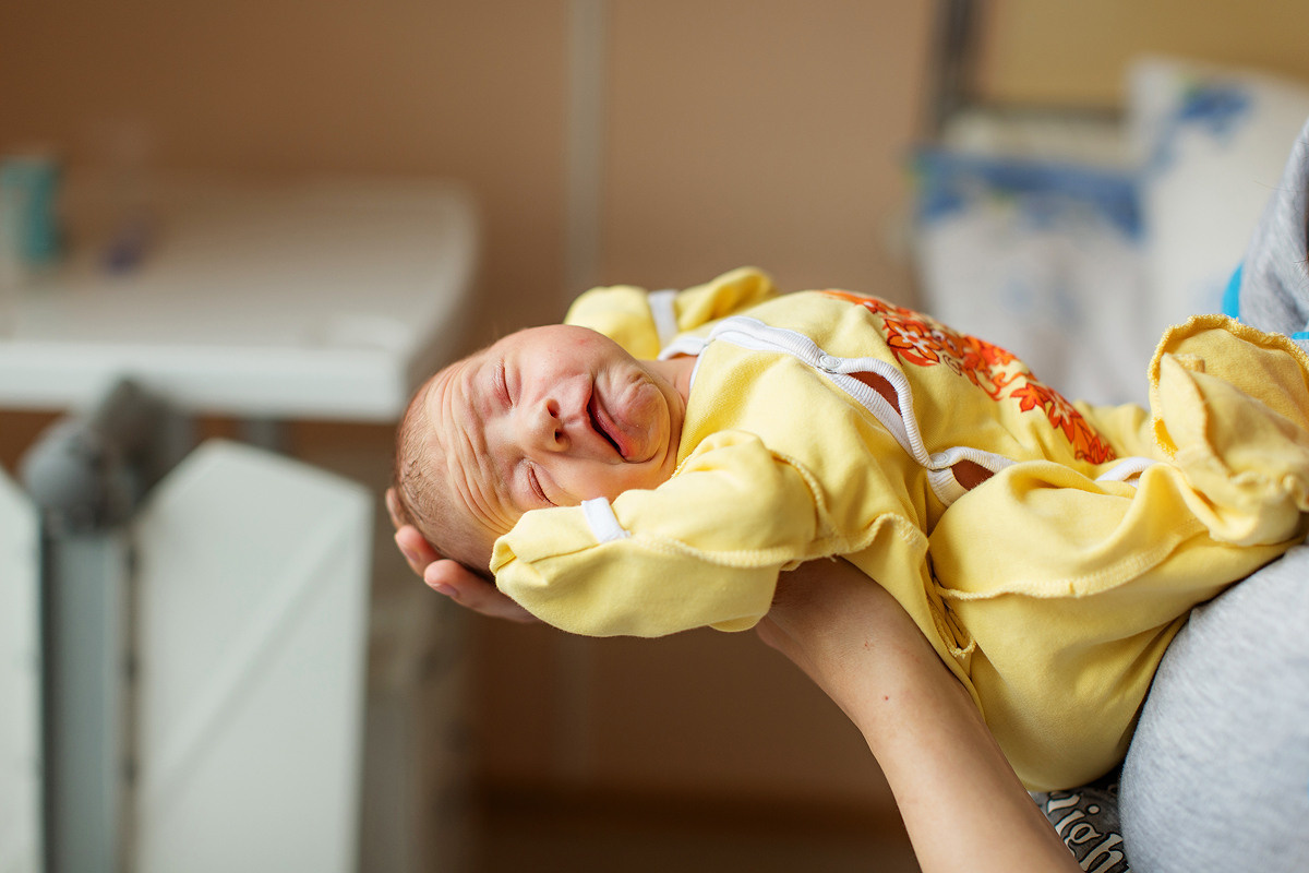 Фотосъёмка выписки из роддома в Санкт -Петербурге Настя Околот