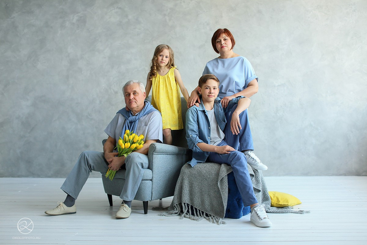 Фотосессия большой семьи в студии, семейная фотосессия в СПБ