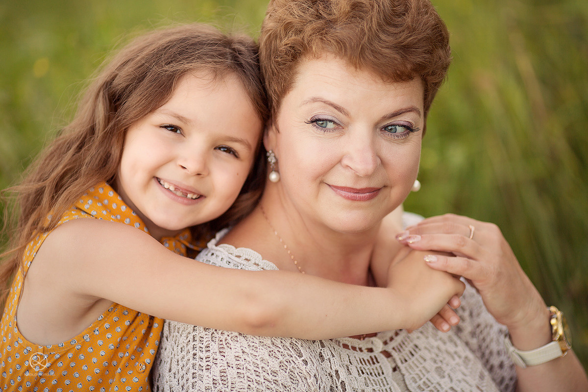 Фотосессия большой семьи, фотосессия бабушек с внуками