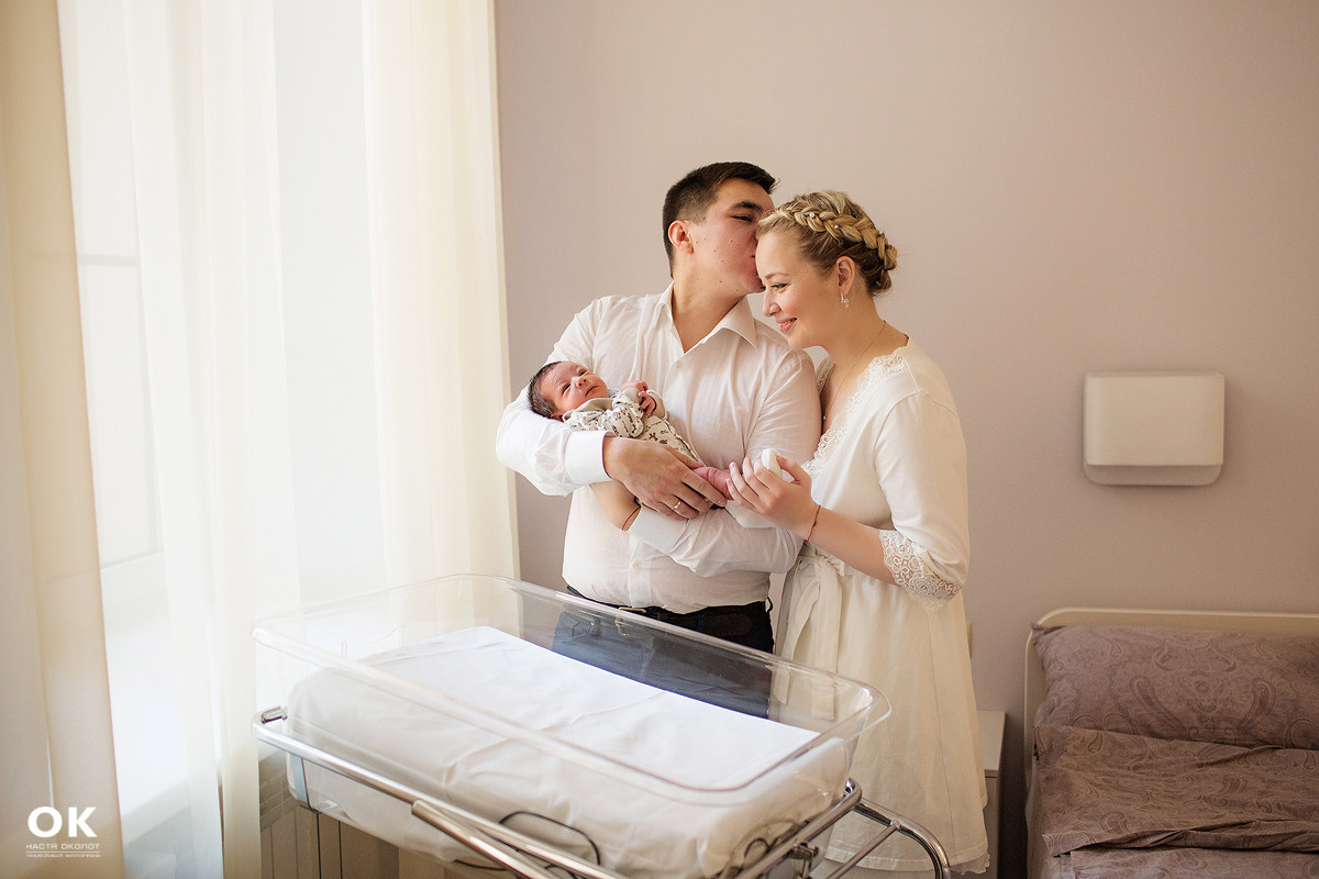 Фотосъёмка выписки из роддома в Санкт -Петербурге Настя Околот