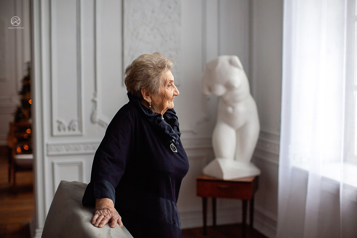 Семейная фотосессия в студии и дома Спб портфолио Насти Околот