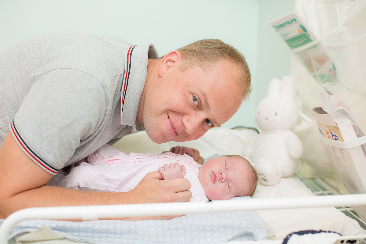 Фотосъёмка выписки из роддома в Санкт -Петербурге Настя Околот