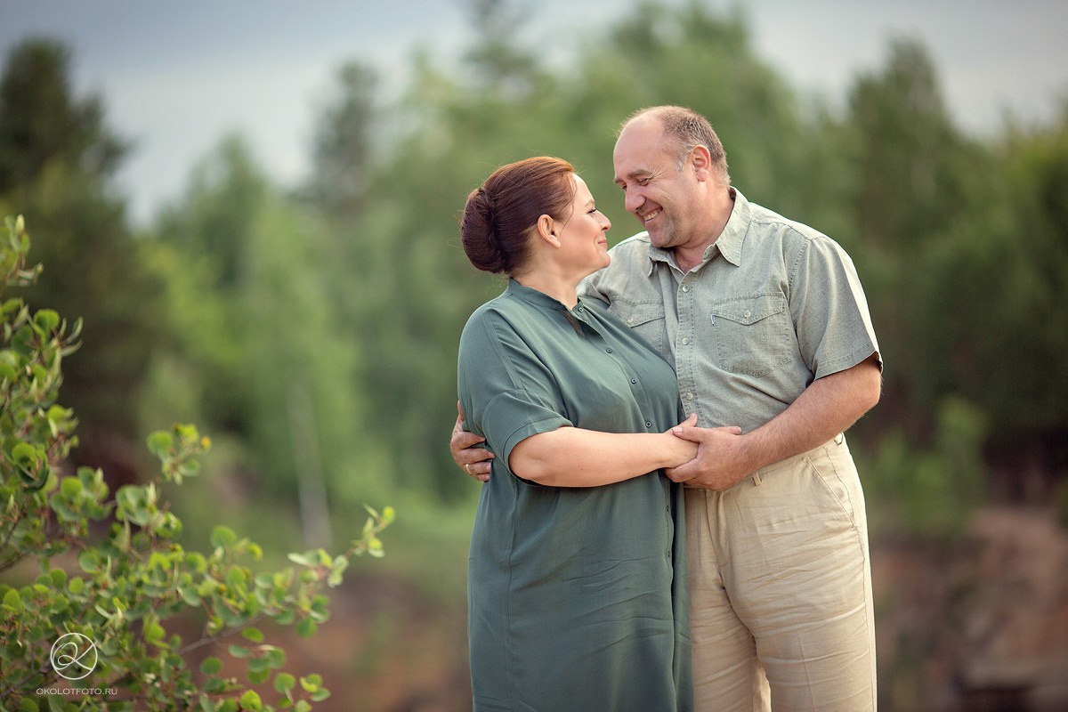 Фотосессия большой семьи на прогулке