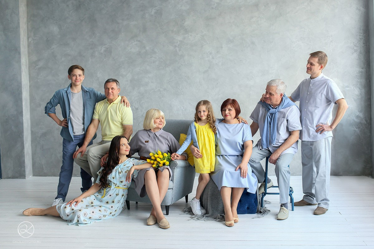 Фотосессия большой семьи в студии, семейная фотосессия в СПБ