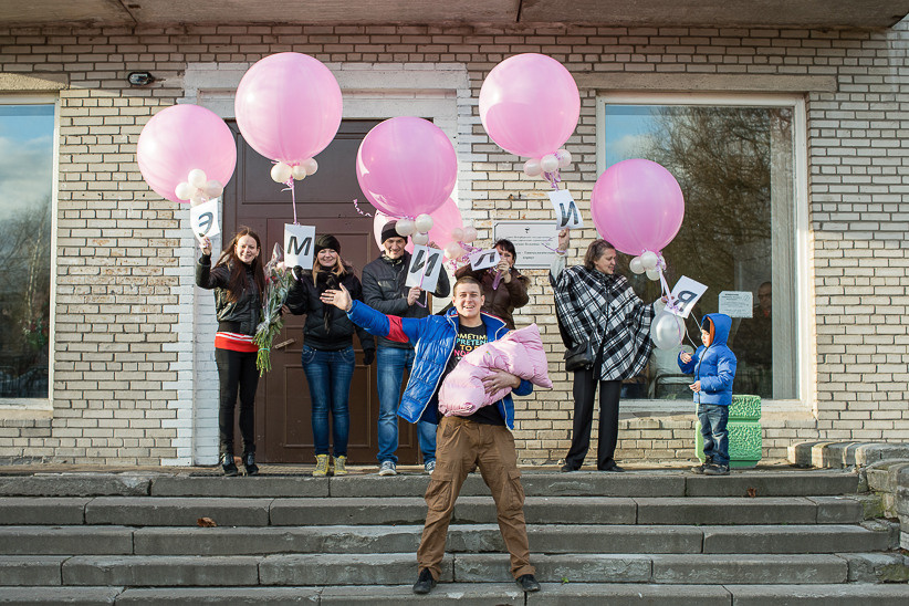 Фотосъёмка выписки из роддома в Санкт -Петербурге Настя Околот