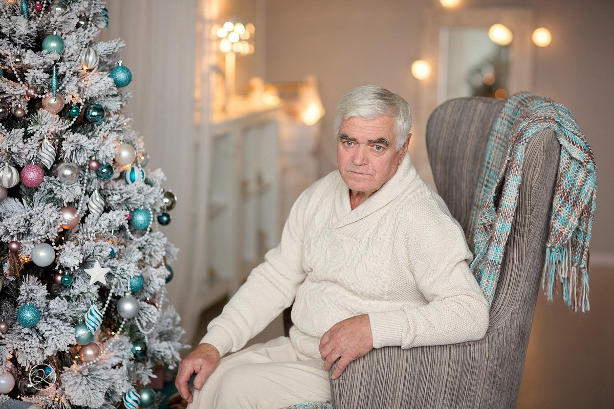 Новогодняя семейная фотосессия в студии