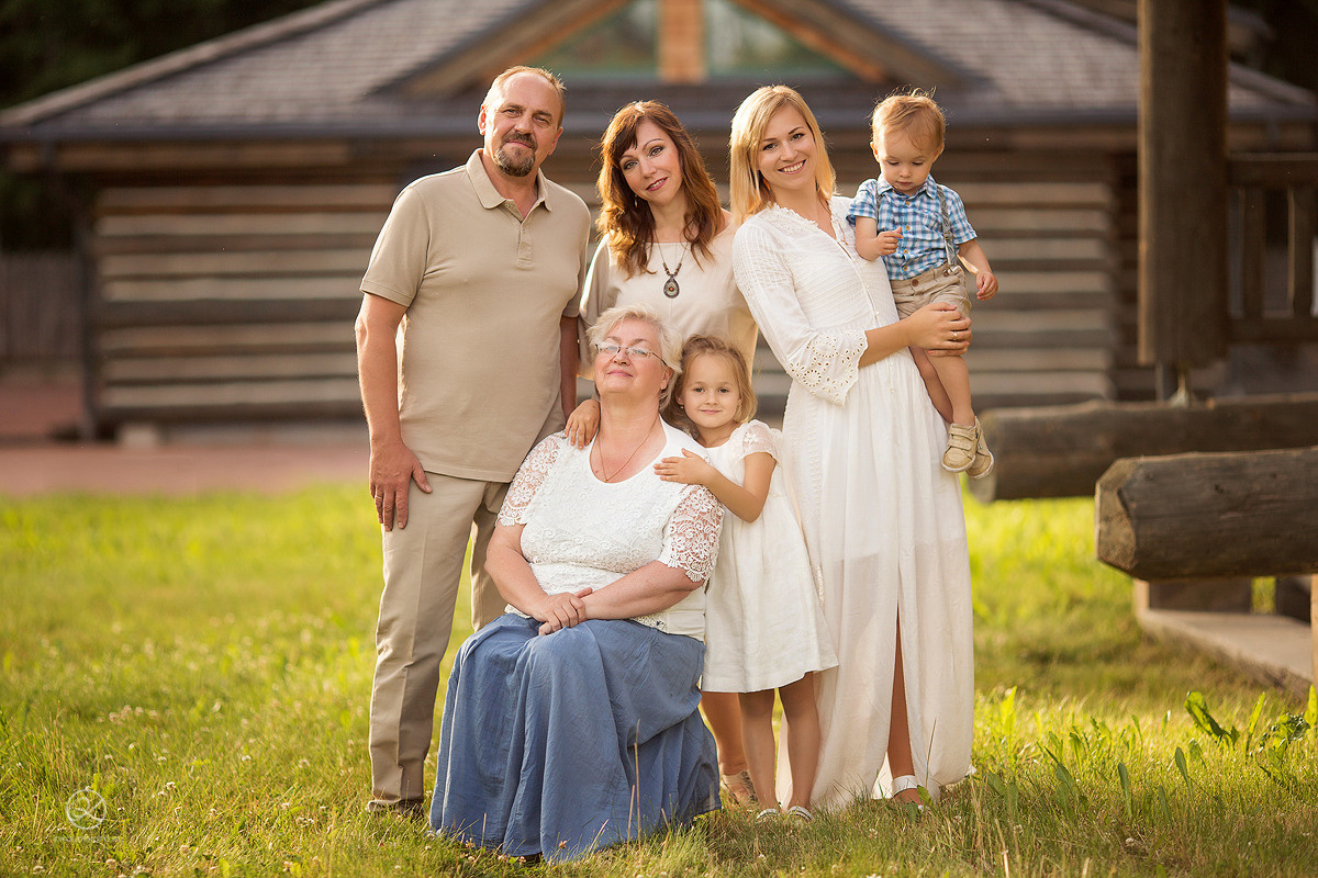 Фотоотчет с мастер-класса по съемке большой семьи в Петербурге