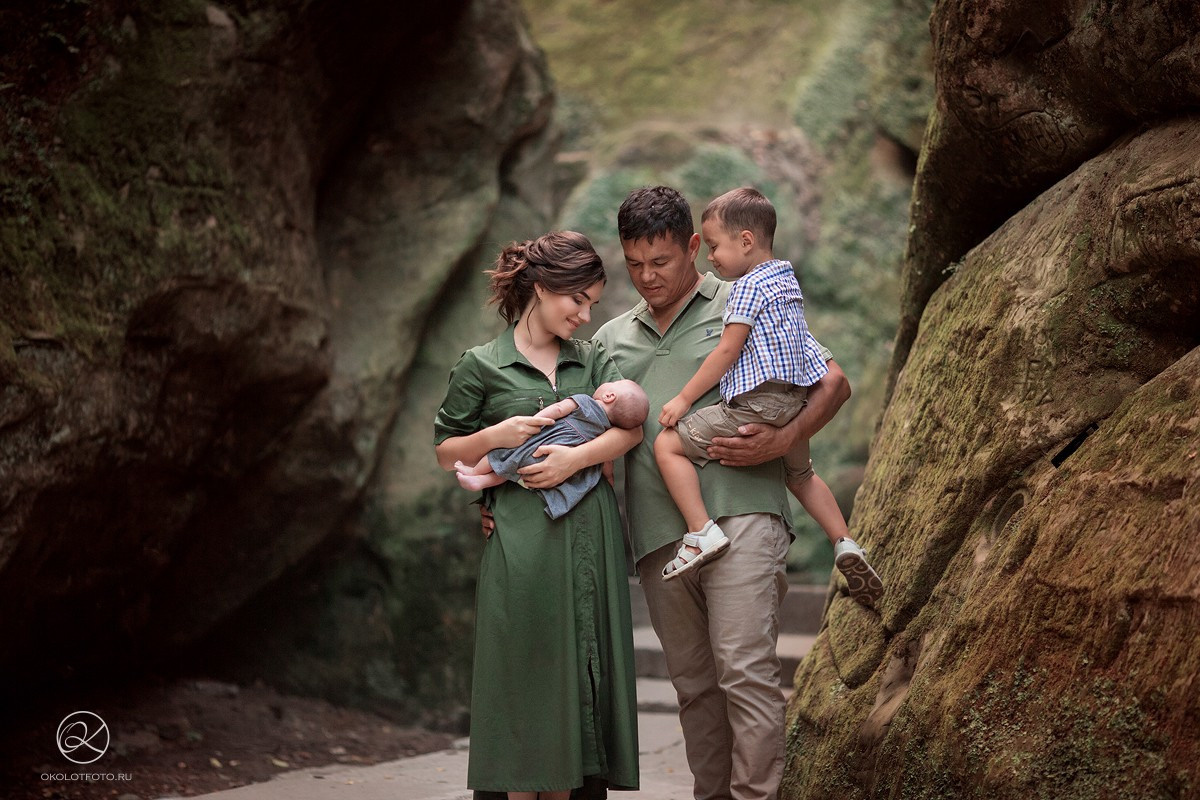 Семейная фотосессия на природе, семейный фотограф, семейная фотосессия