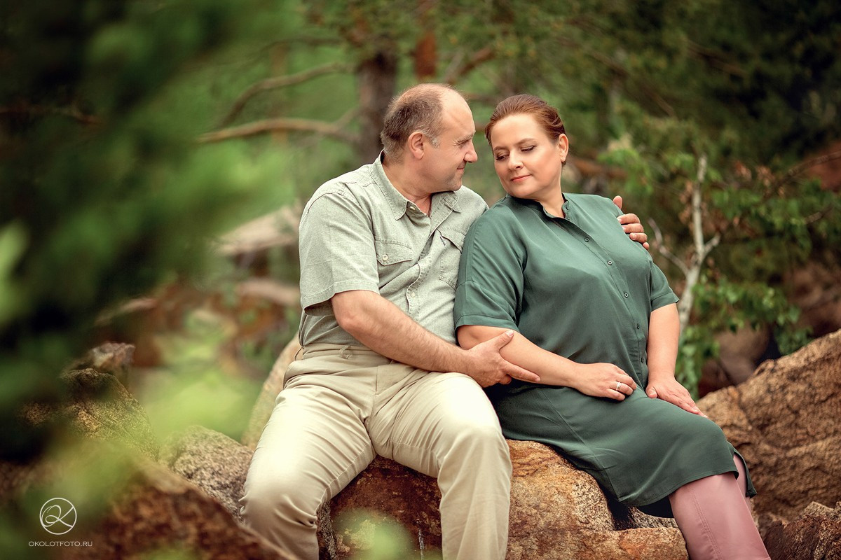 Фотосессия большой семьи на прогулке