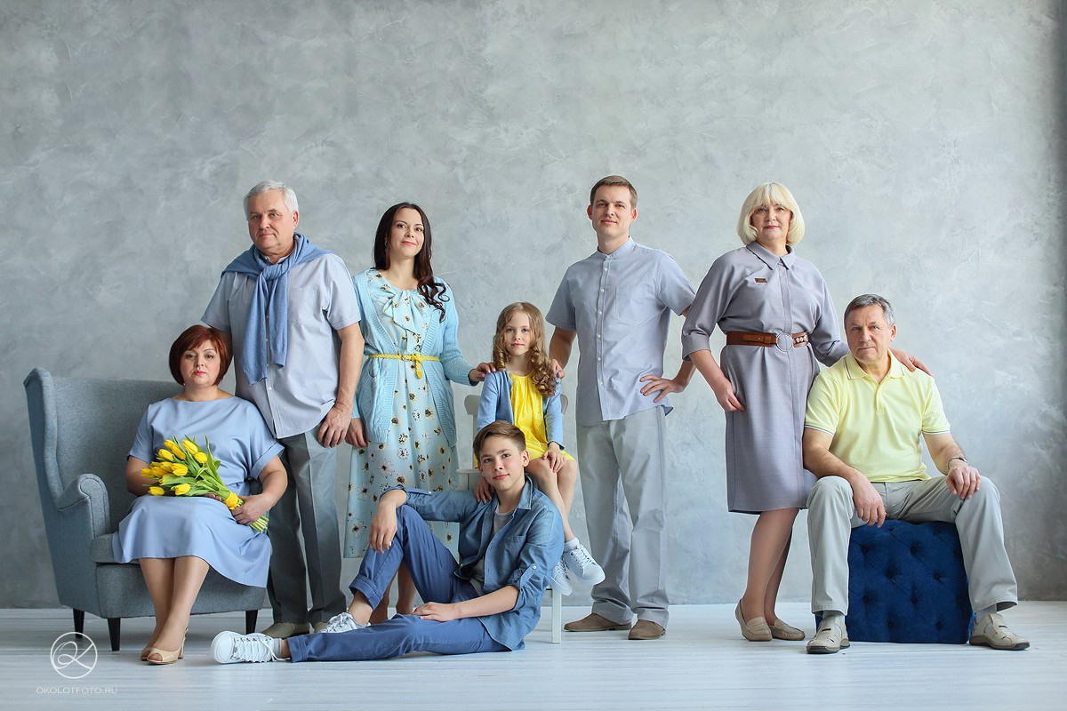 Фотосессия большой семьи в студии, семейная фотосессия в СПБ