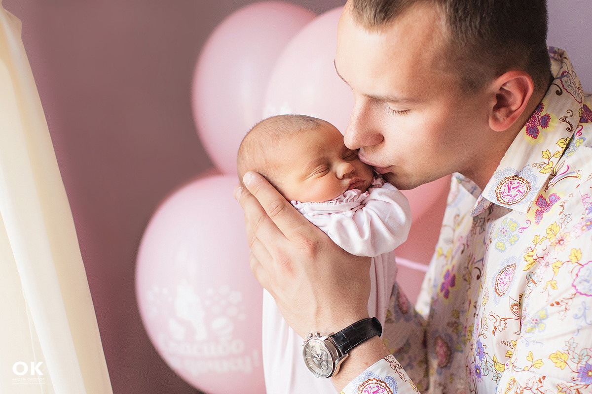 Фотосъёмка выписки из роддома в Санкт -Петербурге Настя Околот