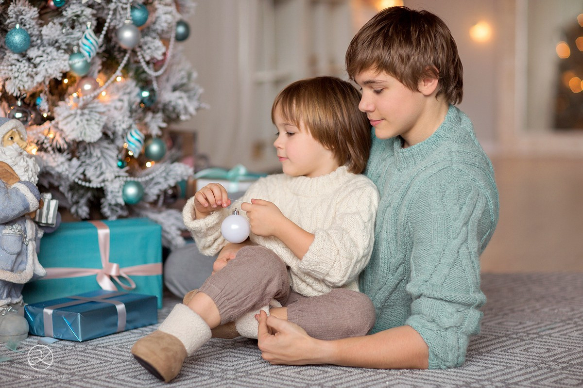 Новогодняя семейная фотосессия в студии