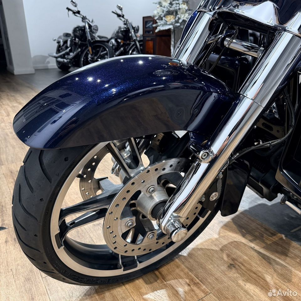 Купить Harley-Davidson 2013 Street Glide 103 ABS Cobra (Ocean Blue) (Touring) — подробнее на сайте. Hello Davidson, Москва. Только хорошие мотоциклы…