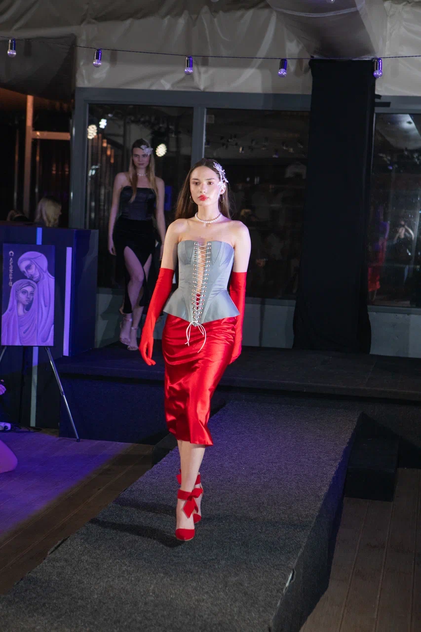 Стилизация выставок/показов. Стилист и имиджмейкер в Москве. Сталина Тамара