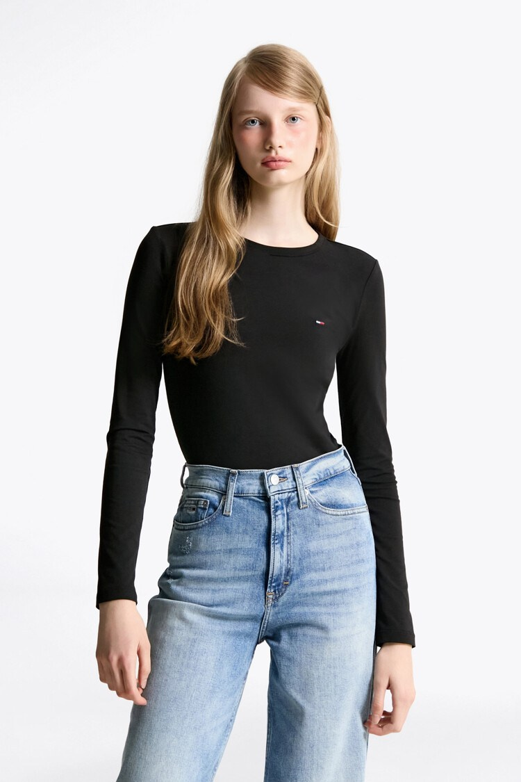 Dasha Glushenkova. DISTINCTIVE MODEL AGENCY. Модельное агентство специализирующиеся на зарубежном плейсменте моделей