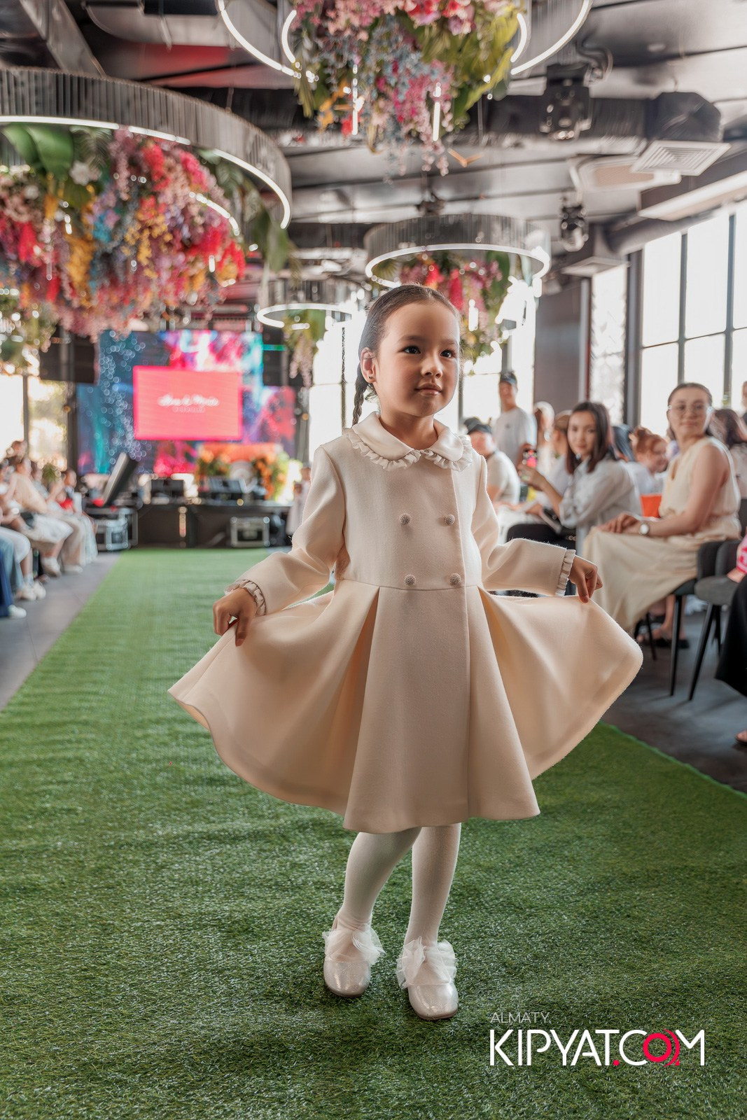 PROM KIDS FASHION SHOW. КИПЯТКОМ АЛМАТЫ!