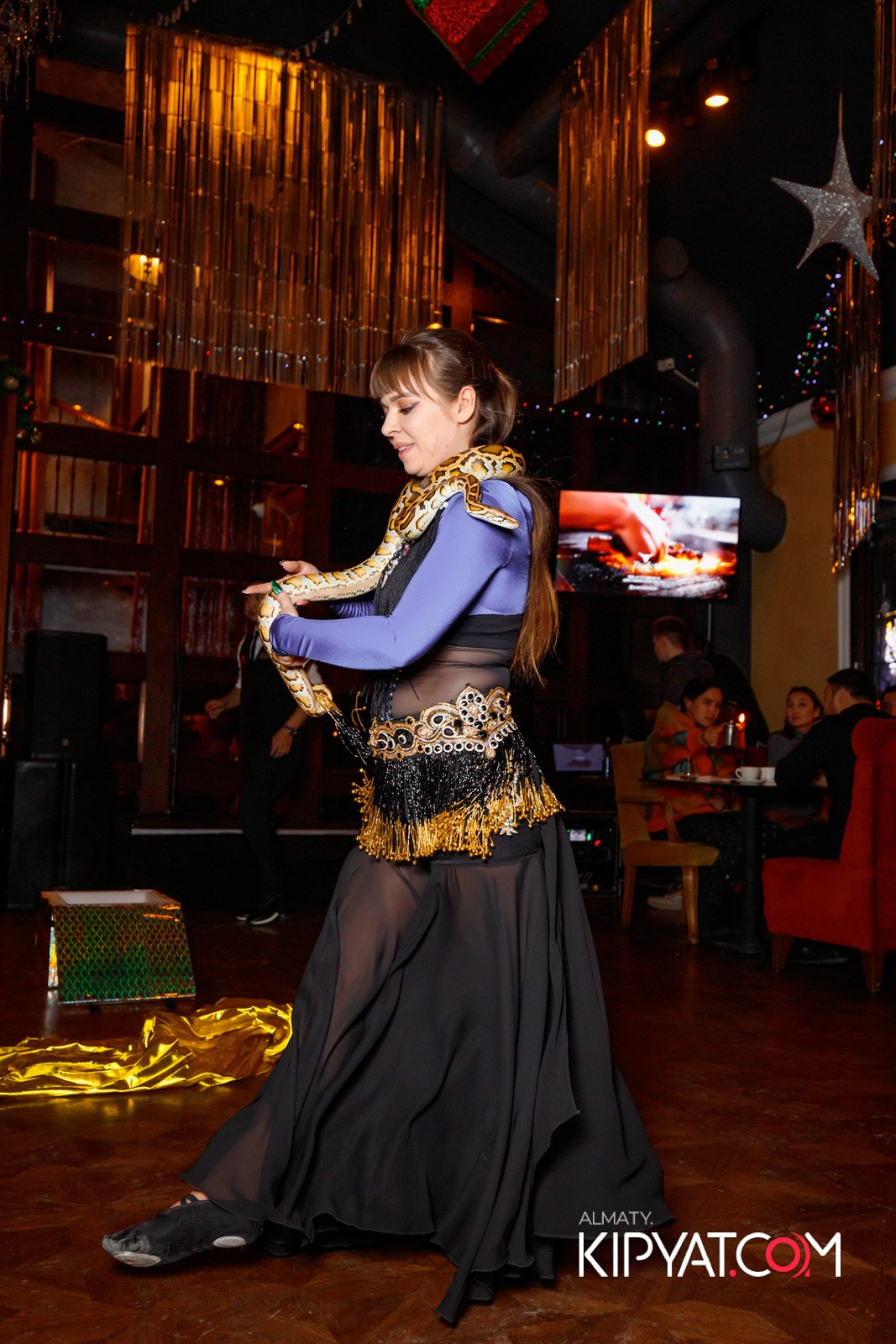 ZIYAFET STEAK HOUSE. КИПЯТКОМ АЛМАТЫ!