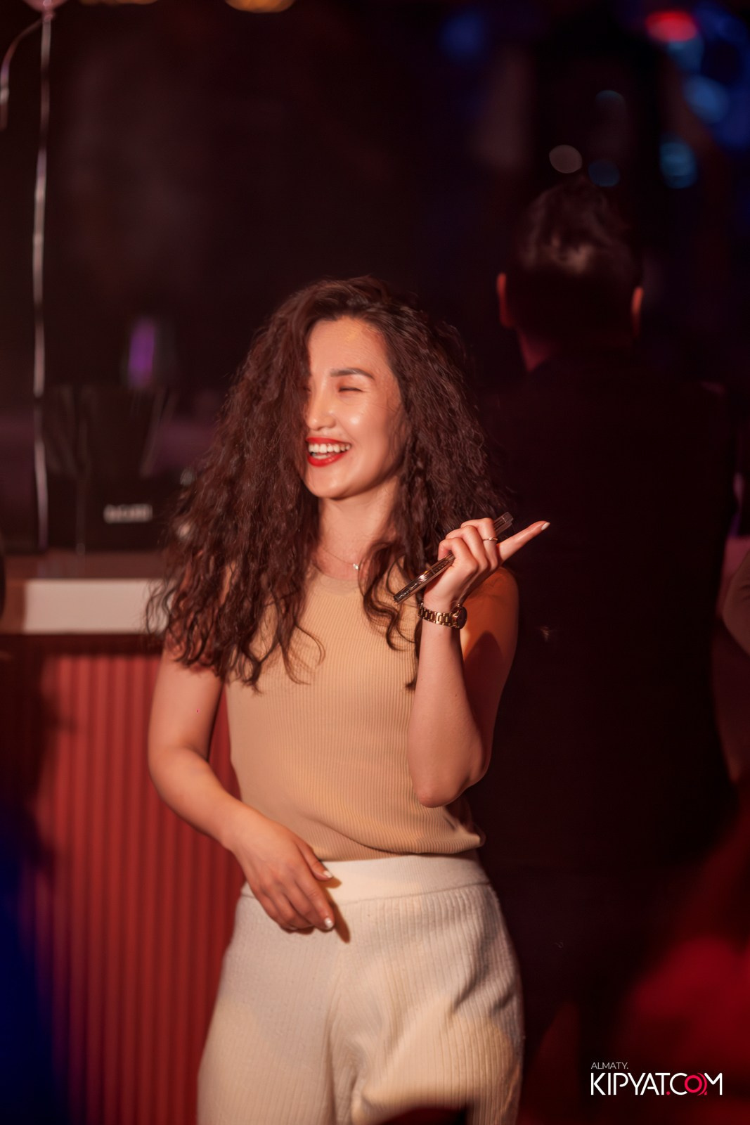 SANTA RAVE В НОЧНОМ КЛУБЕ SANTA BARBARA. КИПЯТКОМ АЛМАТЫ!