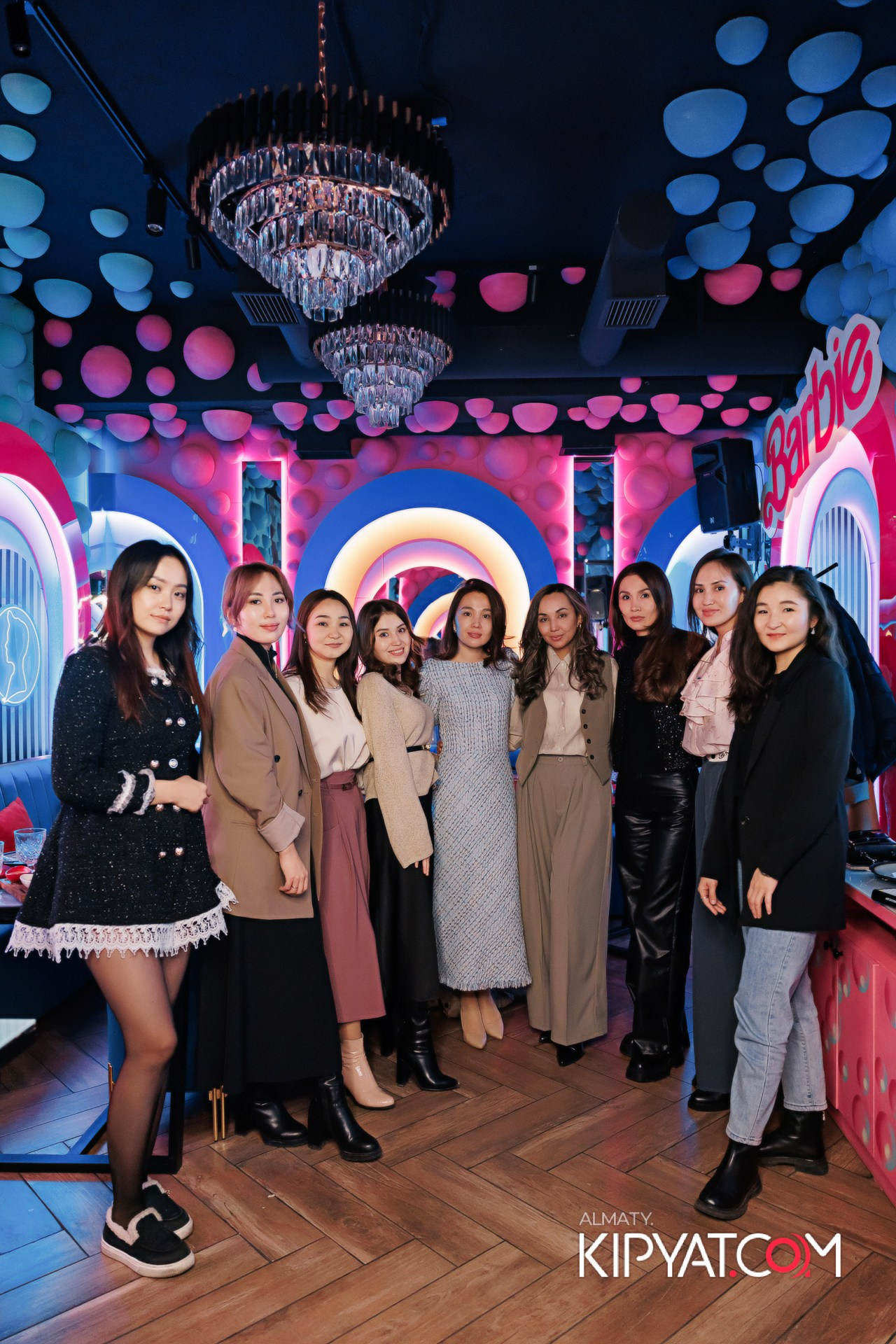 ЗАЯ, НА БИС. КИПЯТКОМ АЛМАТЫ!