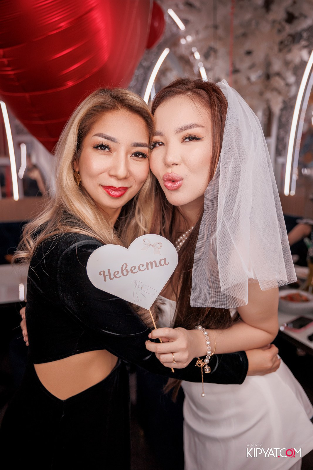 MOOD KARAOKE & TERRACE. КИПЯТКОМ АЛМАТЫ!