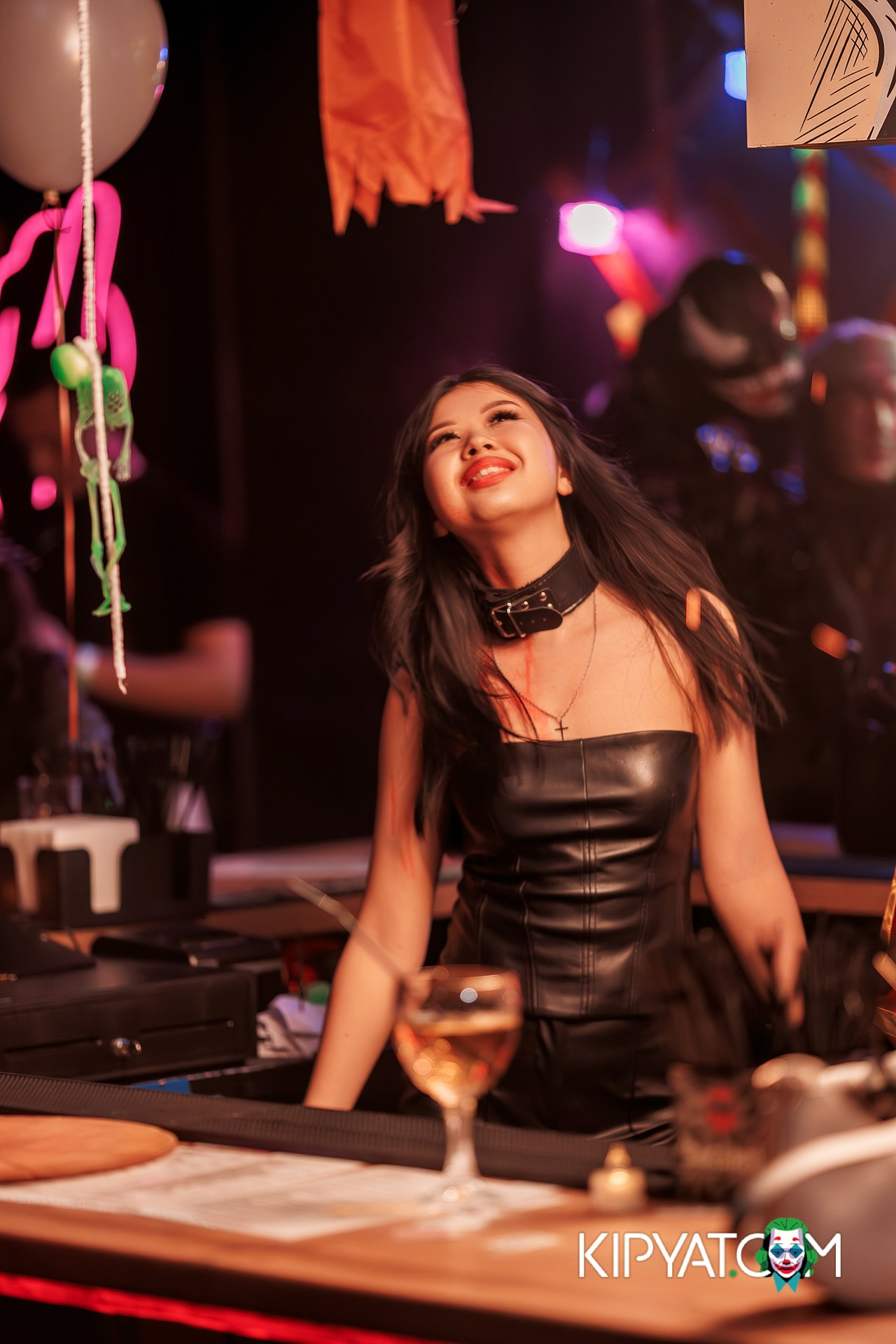 BHB BAR. КИПЯТКОМ АЛМАТЫ!