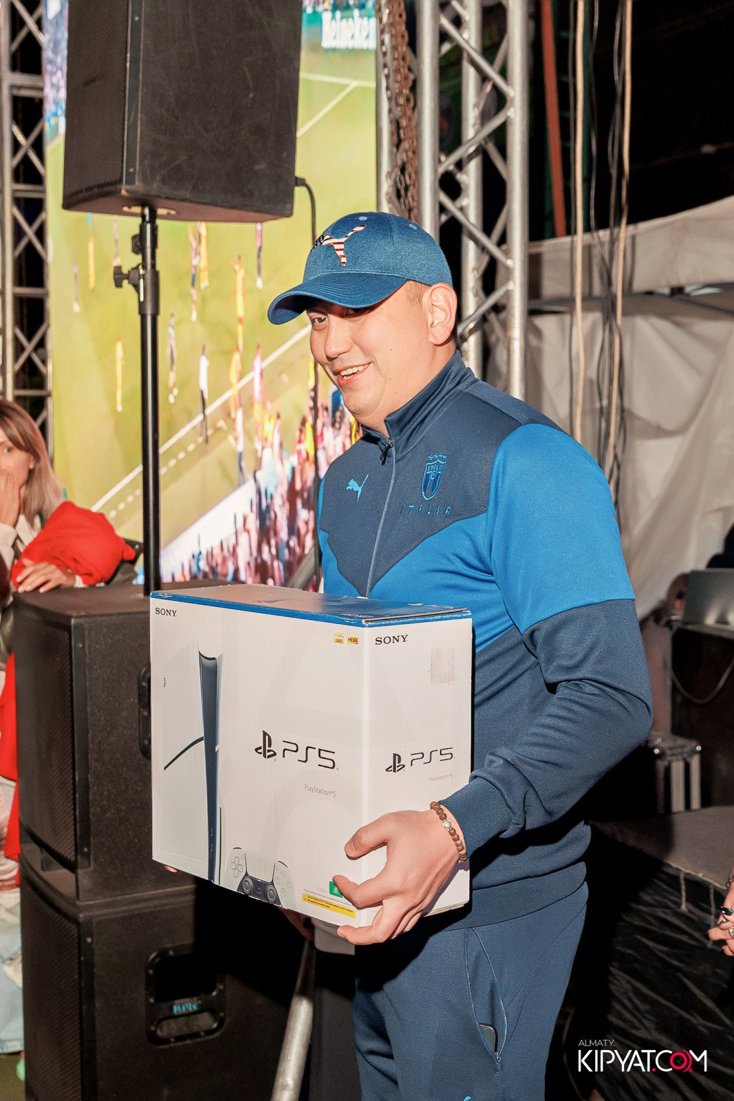 ФУТБОЛЬНЫЙ ФЕСТИВАЛЬ В VELVET SPORT VILLA. КИПЯТКОМ АЛМАТЫ!