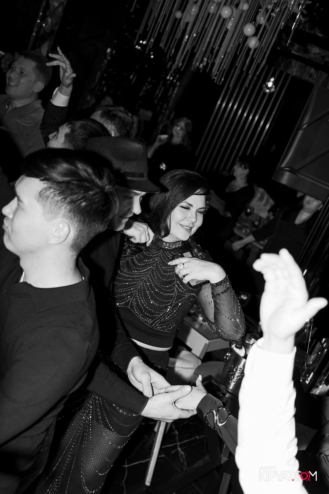 MOOD KARAOKE & TERRACE. КИПЯТКОМ АЛМАТЫ! Фотосъемка мероприятий в Алматы