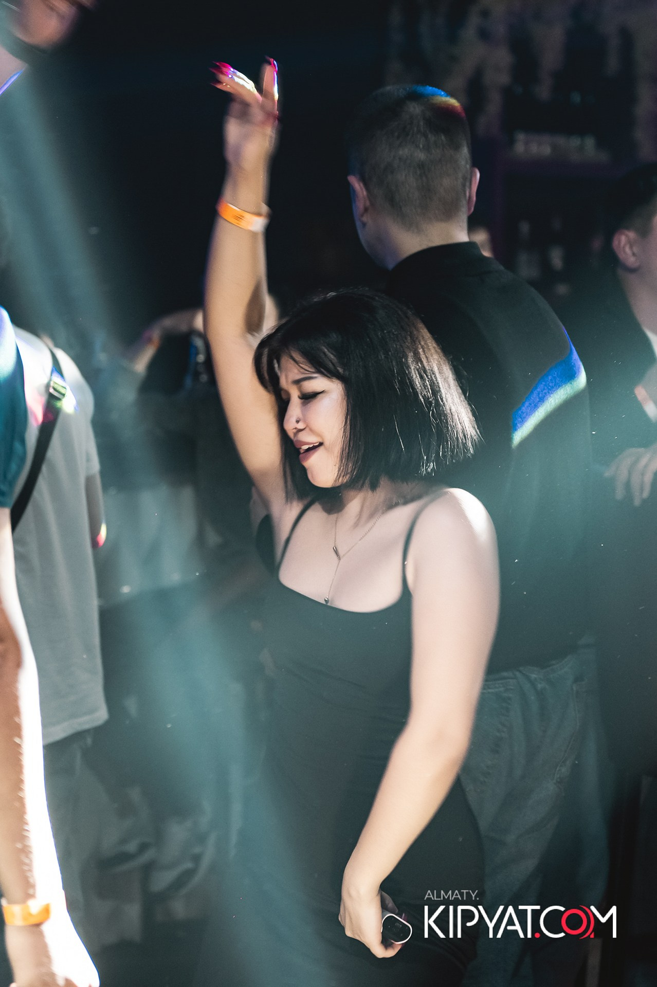 UYAT EMES BAR. КИПЯТКОМ АЛМАТЫ!