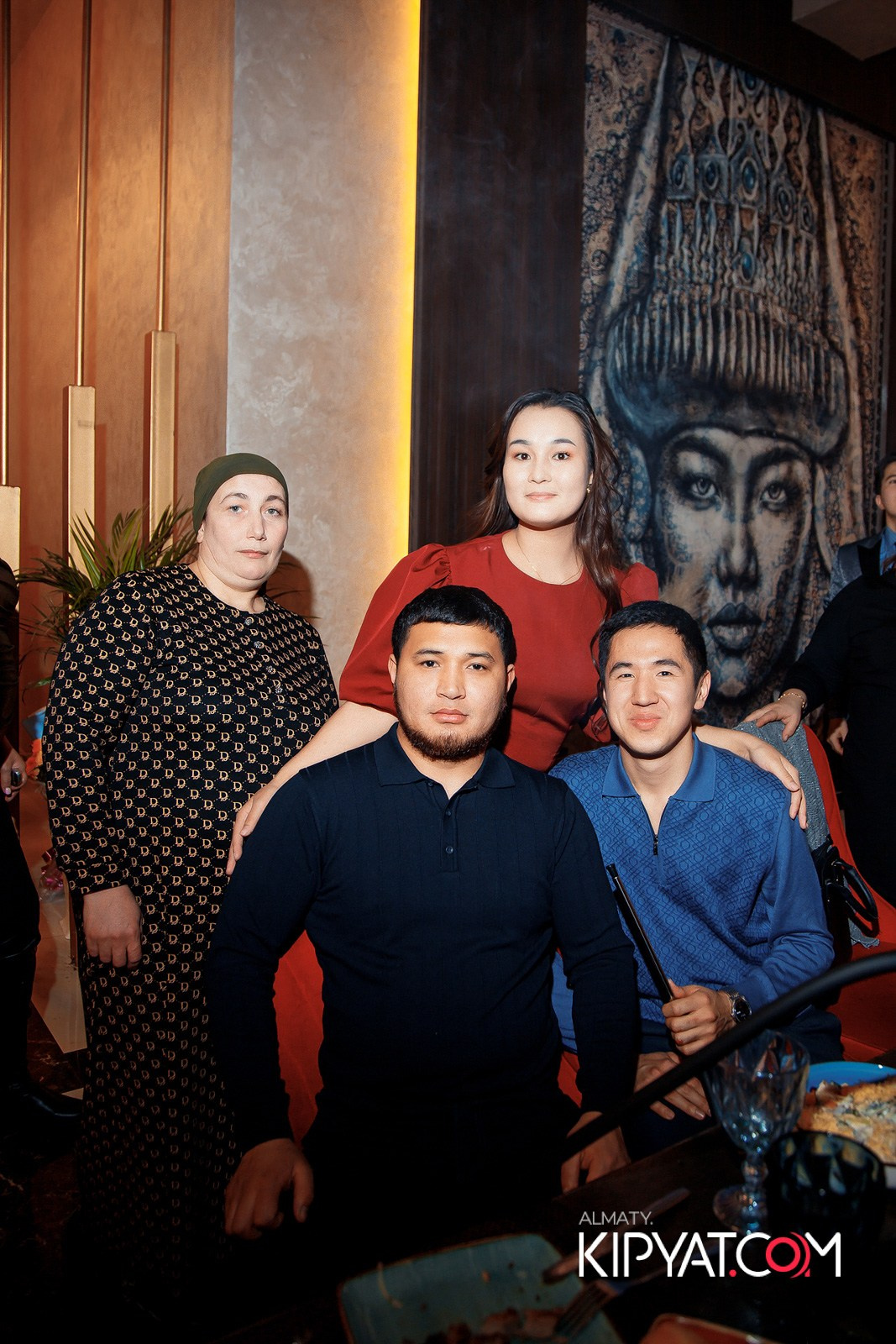 КАФЕ ЖАСМИН НА ЯССАУИ. КИПЯТКОМ АЛМАТЫ!