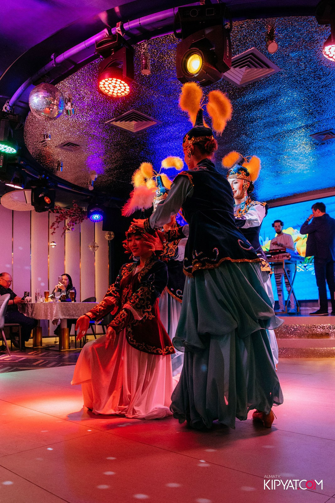 FORT VERNYI. КИПЯТКОМ АЛМАТЫ!