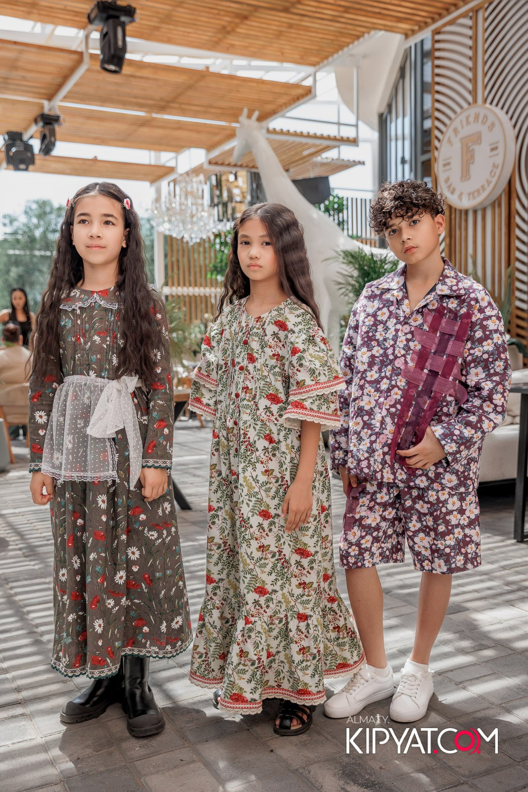 PROM KIDS FASHION SHOW. КИПЯТКОМ АЛМАТЫ!