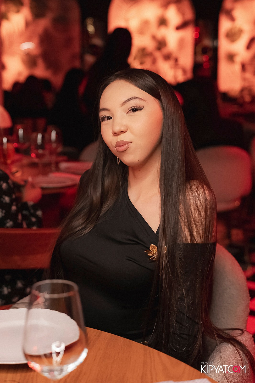 QUEEN. КИПЯТКОМ АЛМАТЫ!