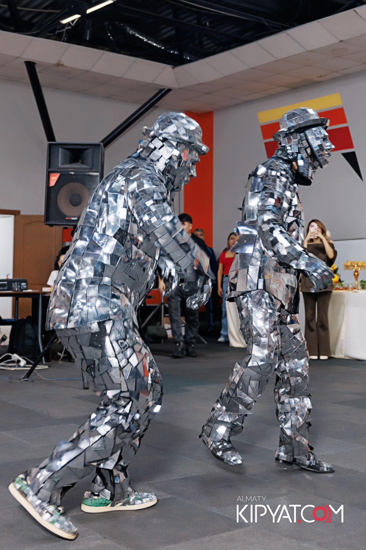 ДЕНЬ РОЖДЕНИЯ LEGION. КИПЯТКОМ АЛМАТЫ!