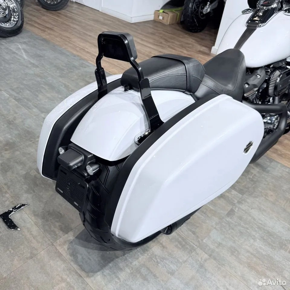 2021 Sport Glide АВS Сlub-Stylе Black&Whitе. Hello Davidson, Москва. Только хорошие мотоциклы…