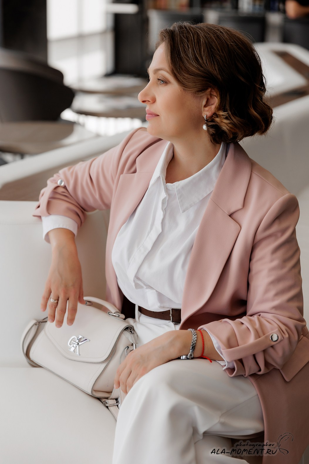 Бизнес портрет. Профессиональный фотограф в Брянске Аля Подольная. Свадебный, семейный, портретный фотограф. Выпускные альбомы. Опыт более 10 лет. АЛЯМОМЕНТ