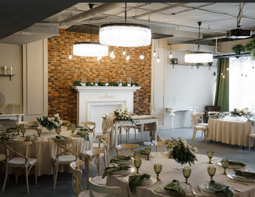 Площадка № 1-1. Свадебный организатор Москва