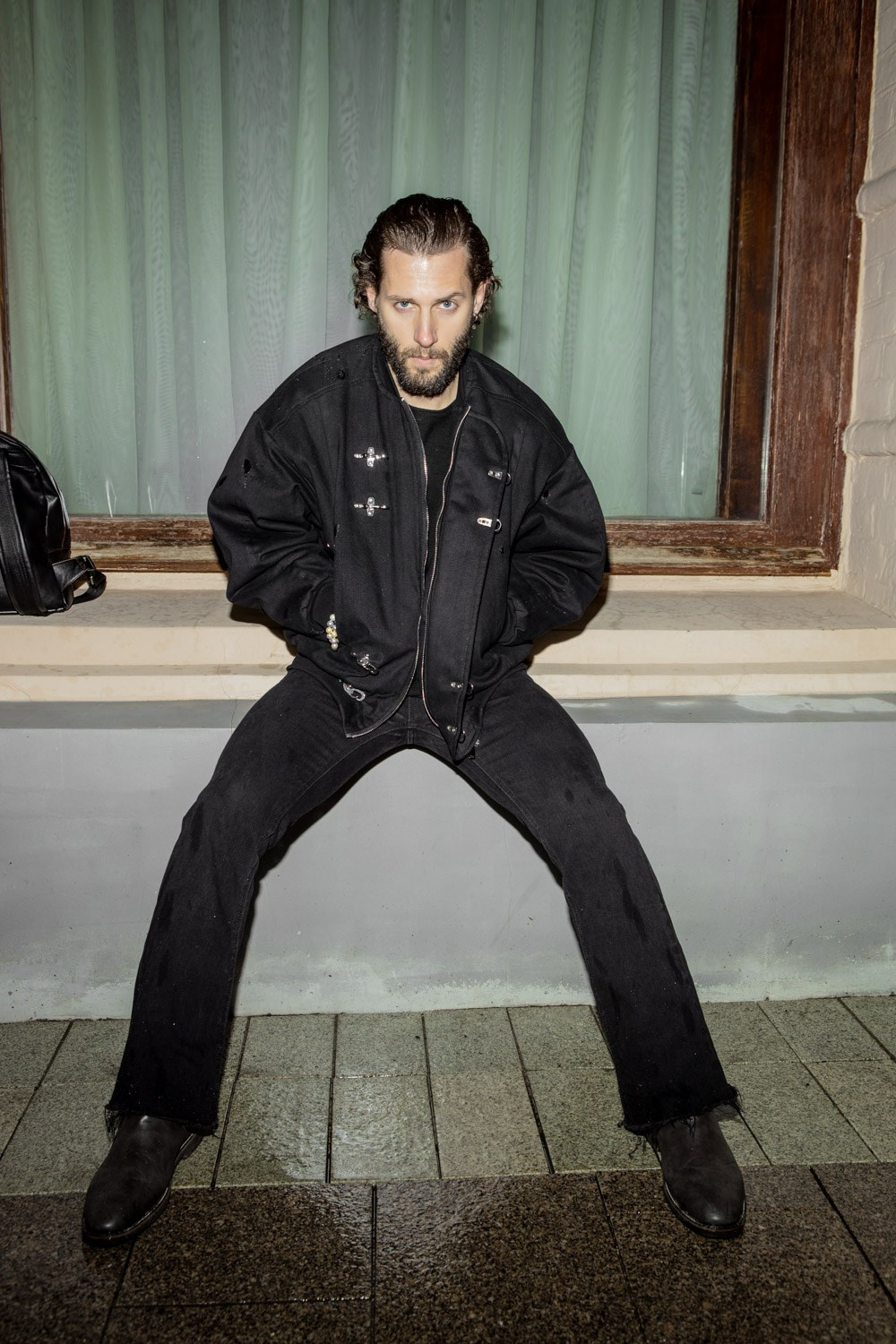 Мужская уличная фотосессия. Фотограф Москва арт- ню, портрет, fine art