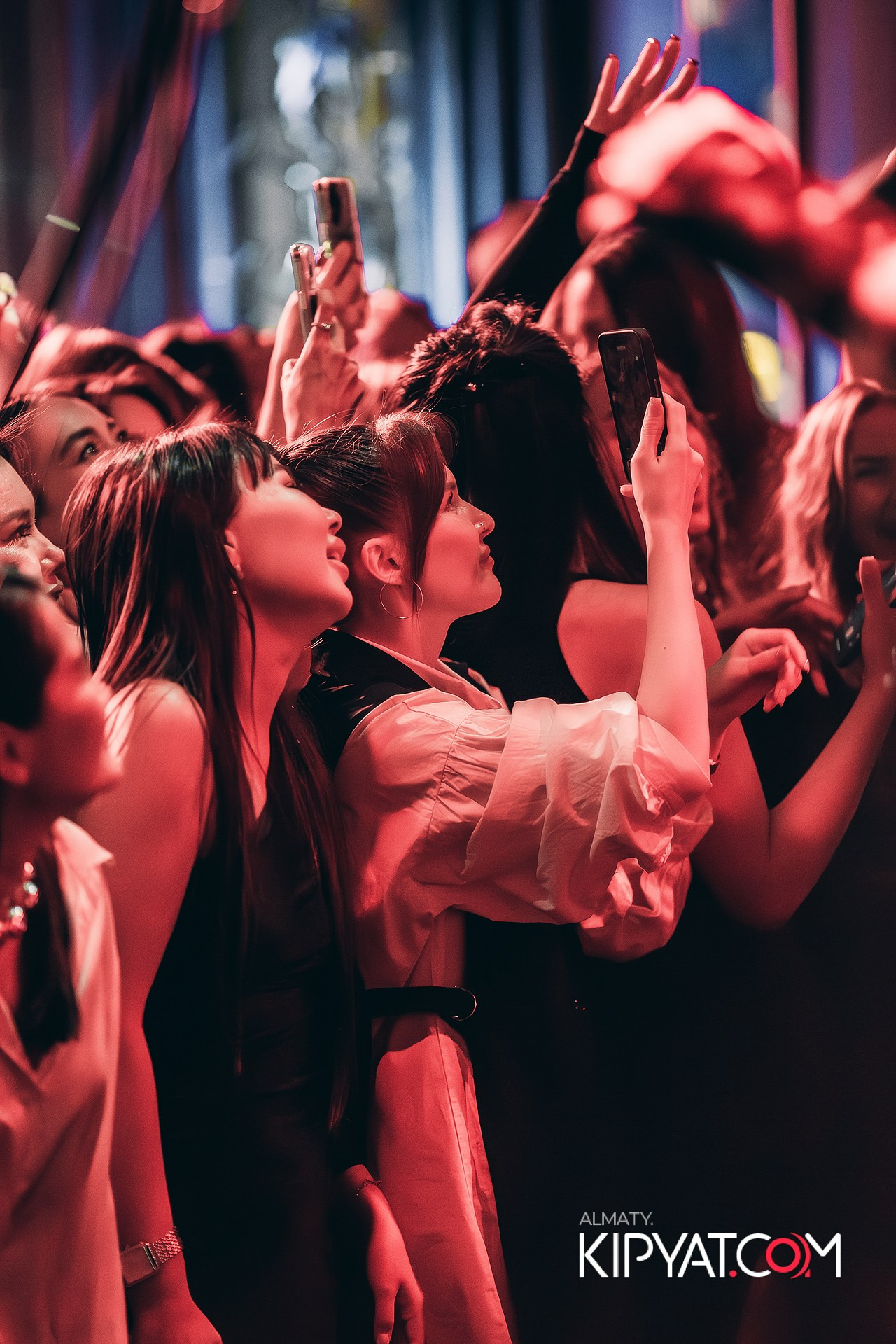 QUEST PISTOLS В РЕСТОРАНЕ NINO. КИПЯТКОМ АЛМАТЫ!