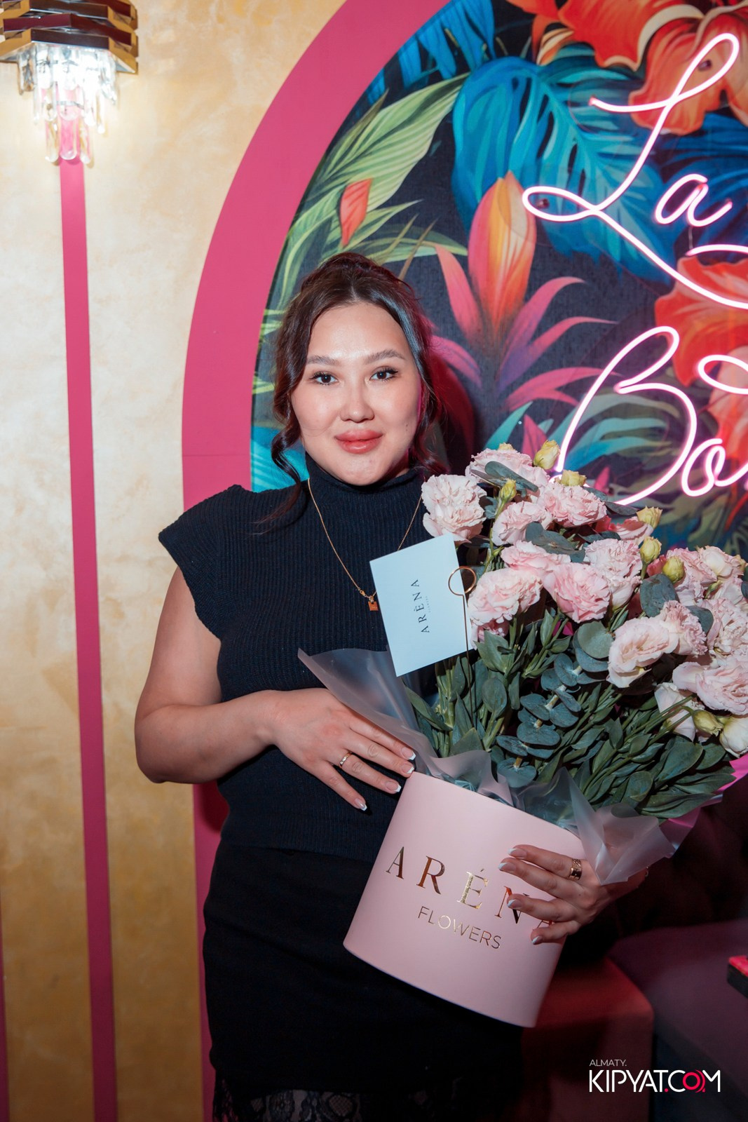 УХО И МЕДВЕДЬ НА САИНА. КИПЯТКОМ АЛМАТЫ! Фотосъемка мероприятий в Алматы