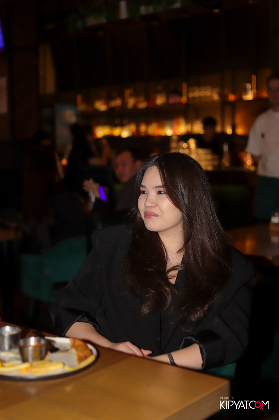 ПИНТА НА АЛТЫНСАРИНА. КИПЯТКОМ АЛМАТЫ! Фотосъемка мероприятий в Алматы