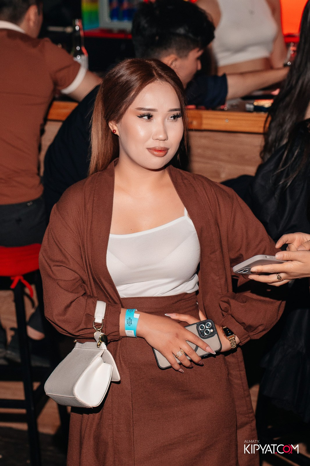 UYAT EMES BAR. КИПЯТКОМ АЛМАТЫ!