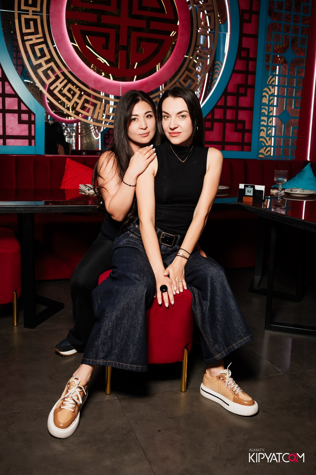 MOOD KARAOKE & TERRACE. КИПЯТКОМ АЛМАТЫ!