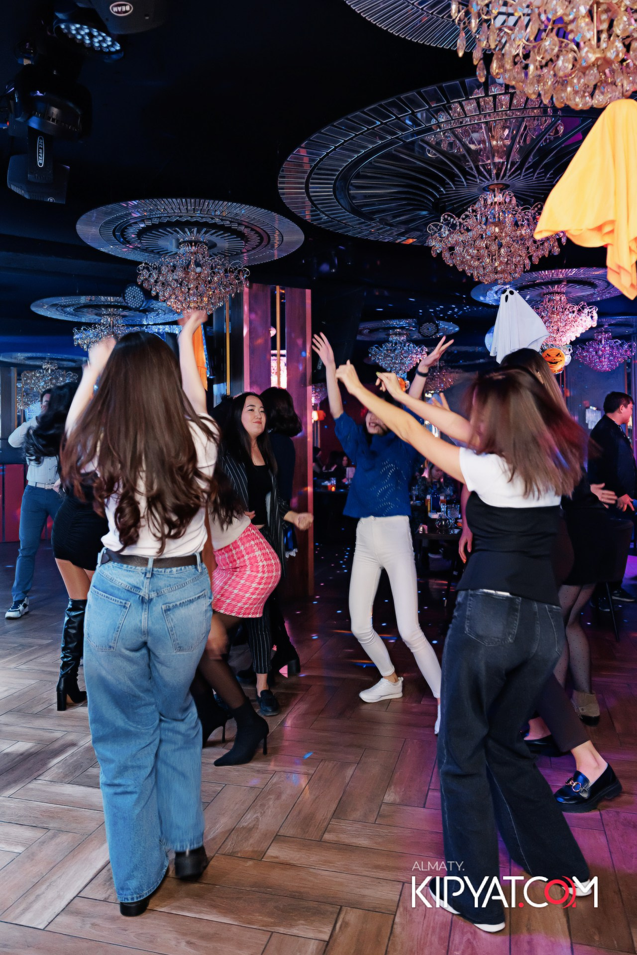 ЗАЯ НА БИС!. КИПЯТКОМ АЛМАТЫ!