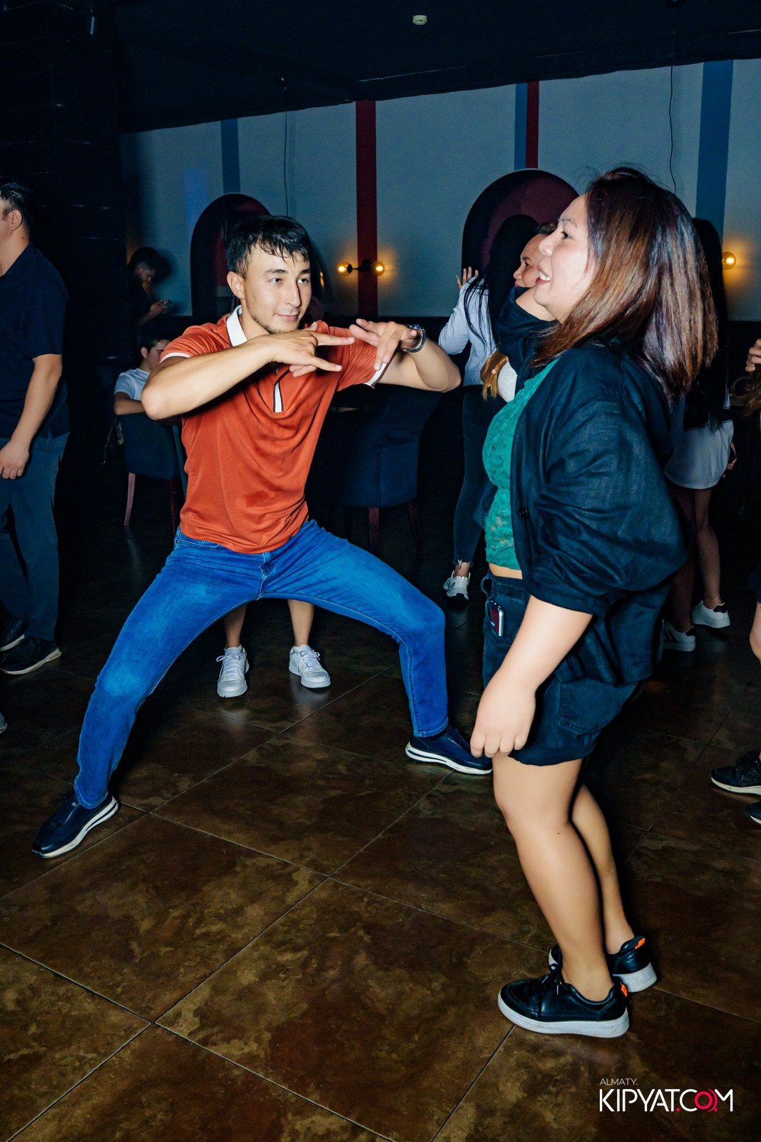 ARAGOSTA DISCO BAR. КИПЯТКОМ АЛМАТЫ!