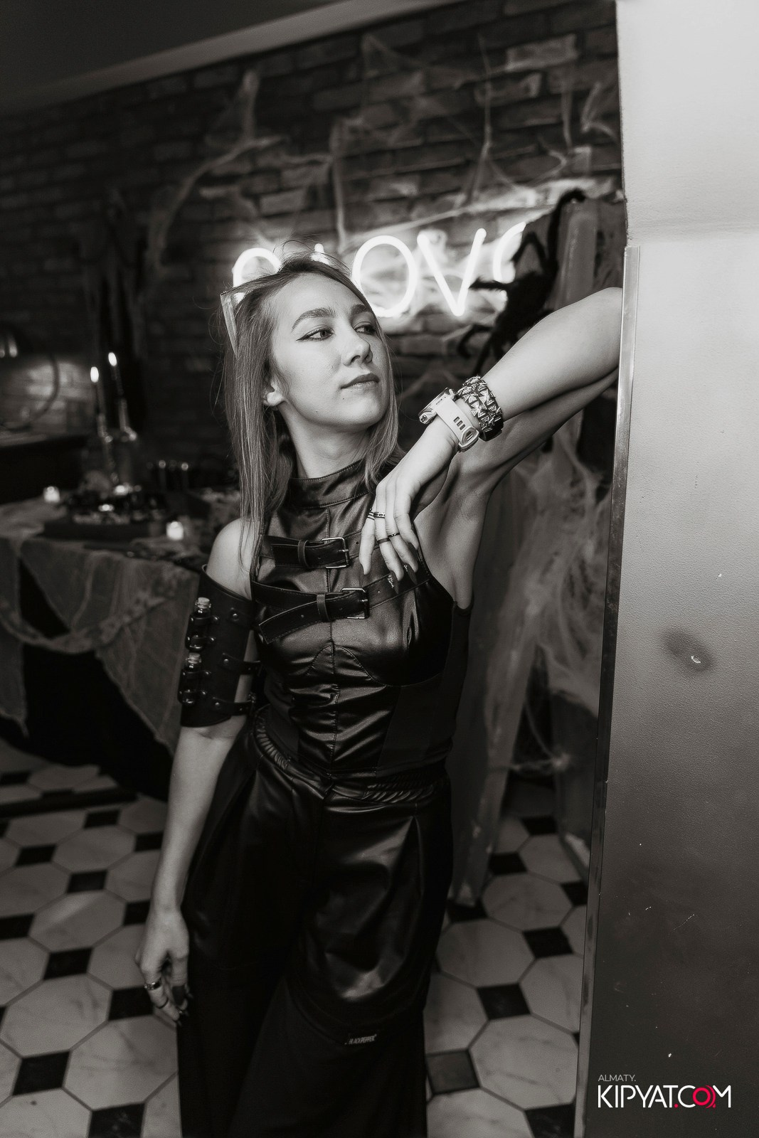 HALLOWEEN PARTY — OLOVO BAR НА ДОСТЫК. КИПЯТКОМ АЛМАТЫ!